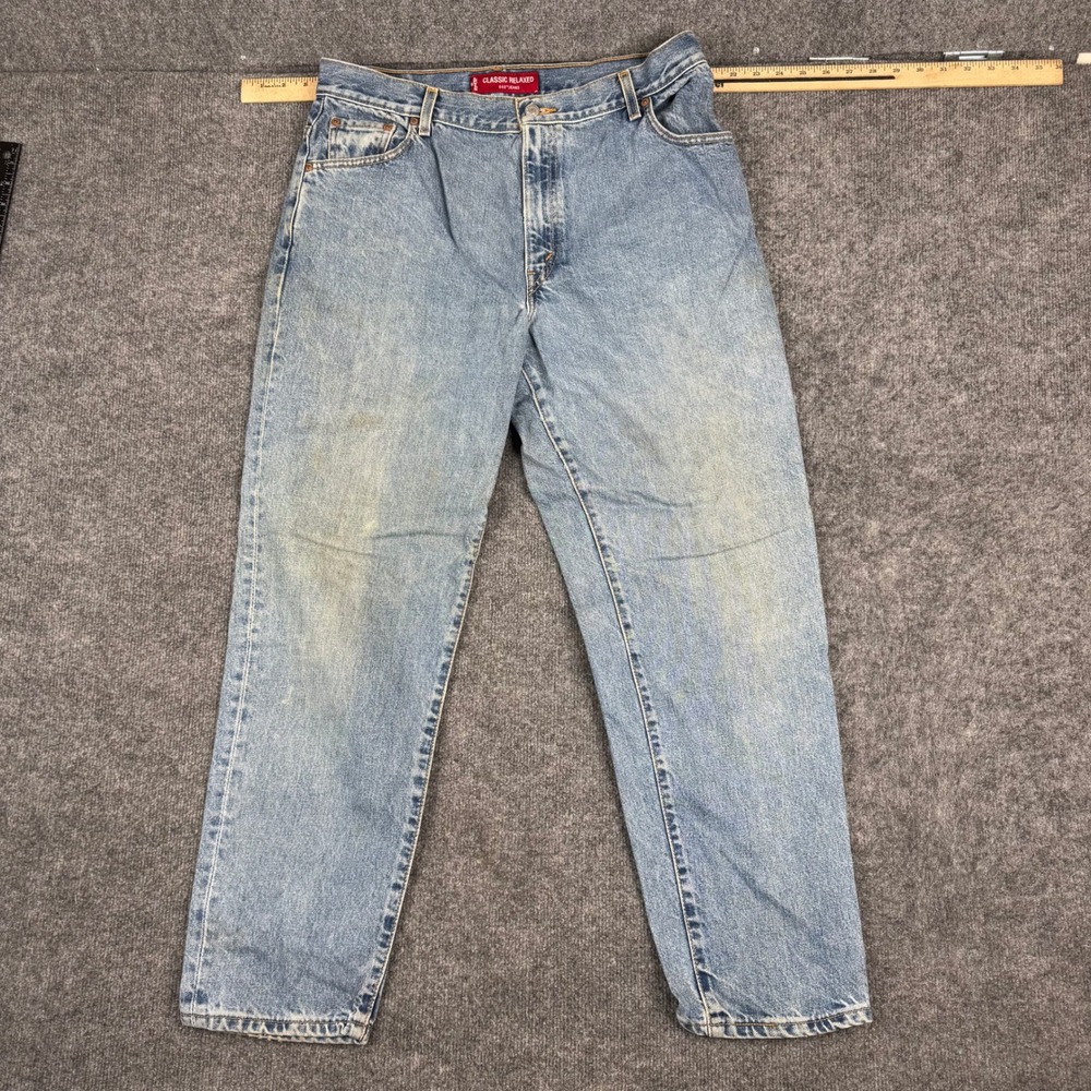 Levis Jeans Womens Size 16 Light Wash Relaxed Fit Tapered Leg 550 Denim Stained